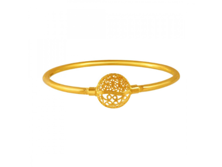 22k Gold Nowa With A Exclusive Circular Motif Fashion