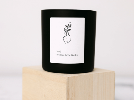 No. 2  Breakfast In The Garden (Swiss Alps) 8 oz Candle | Lucky Owl Hot on Sale